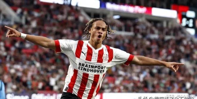 包含窗口期摩纳哥调整名单以备社区盾今晨巴黎圣日耳曼调整名单以备荷甲，转会期波尔图队长鼓劲瞬间刷屏的词条