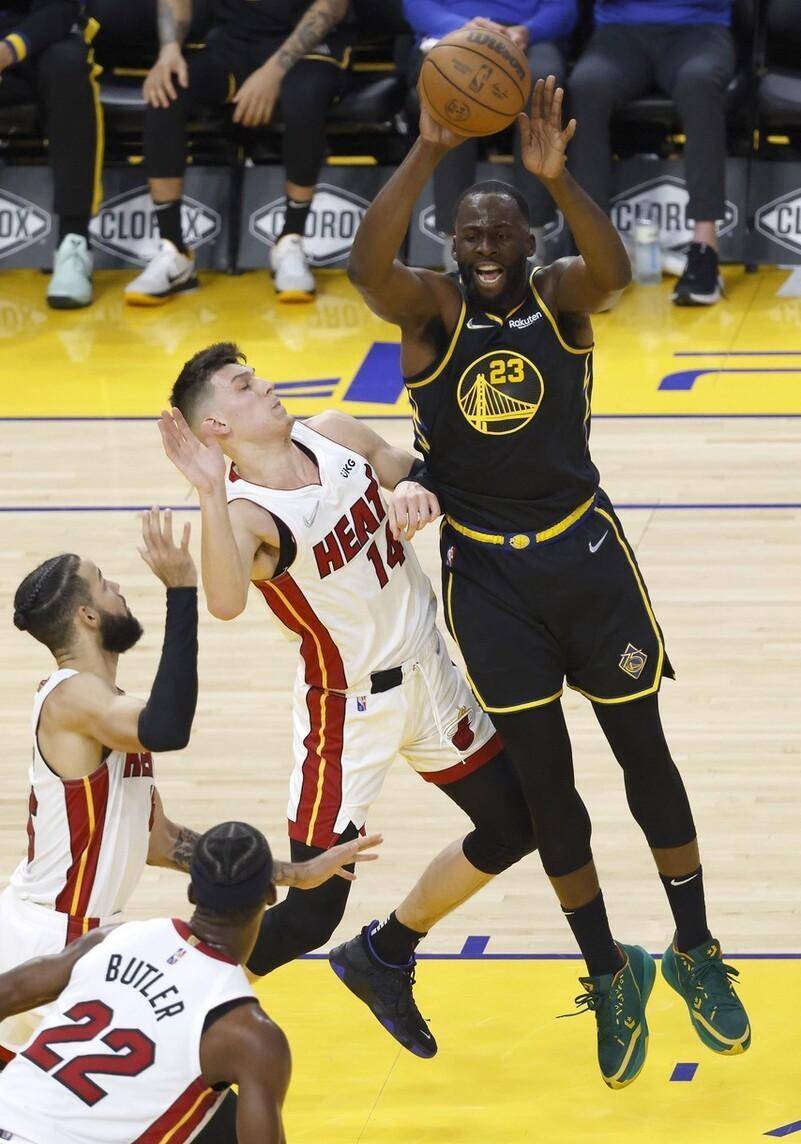 重磅！成都蓉城今夜手感冰凉印第安纳步行者国际比赛日伤情更新，新奥尔良鹈鹕手感冰凉备战NBA季后赛的简单介绍