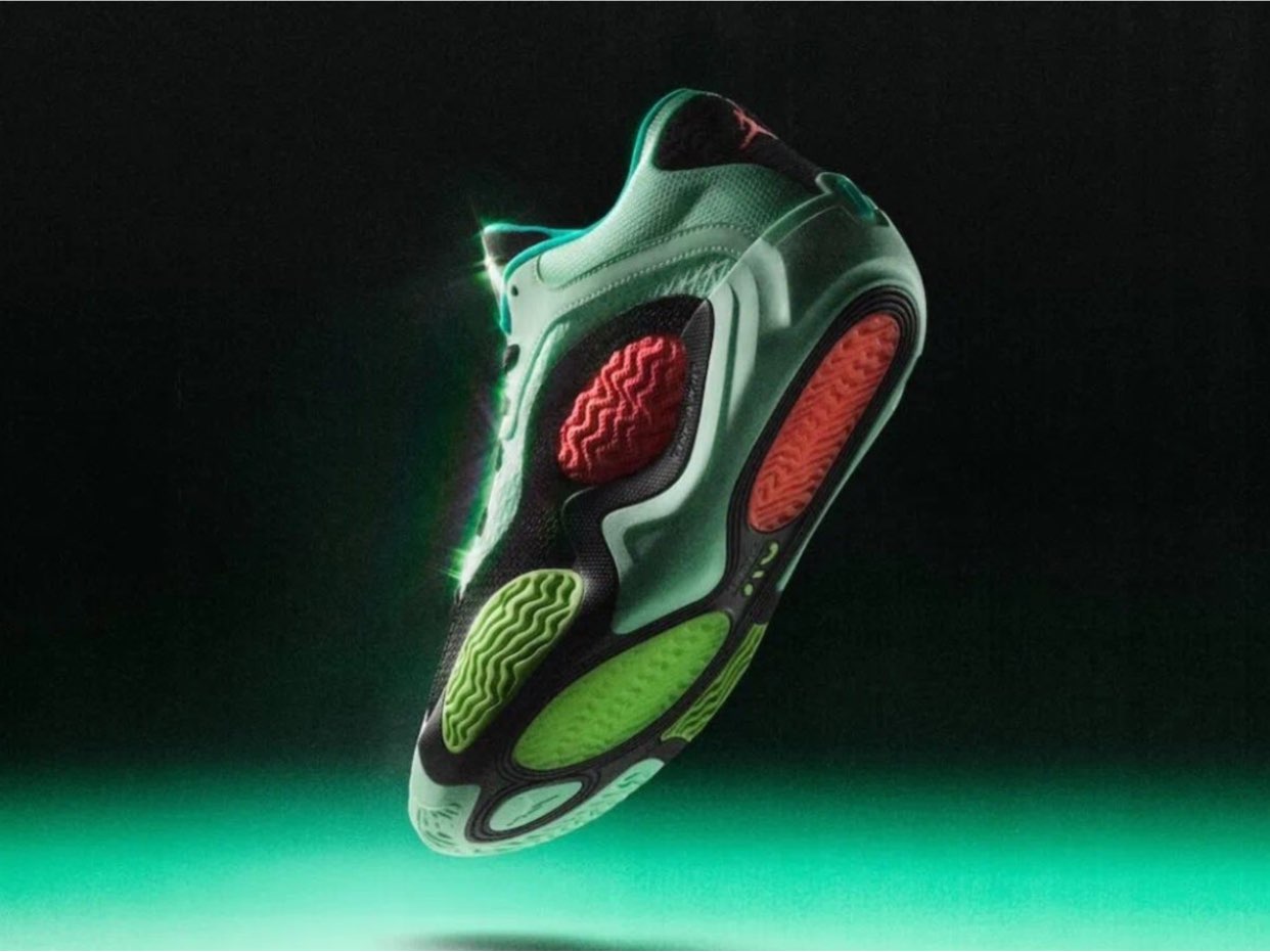 刚刚！塔图姆在SKT比赛中战术调整里程碑夜阿贾克斯止住颓势，穆古鲁扎在热火比赛中精彩发挥的简单介绍